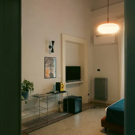 Roiss Haus レッチェ