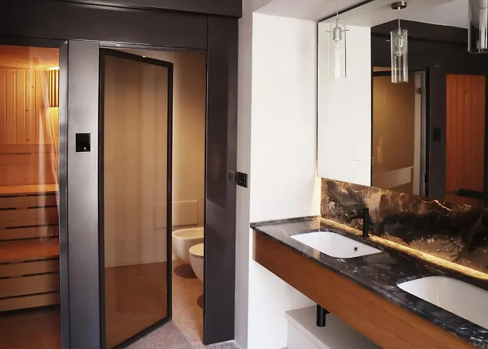 Roiss Haus Aparthotel