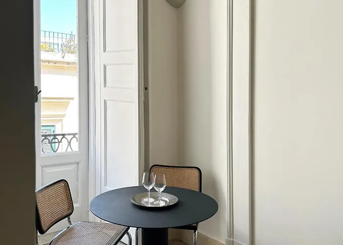 Roiss Haus Aparthotel 4*