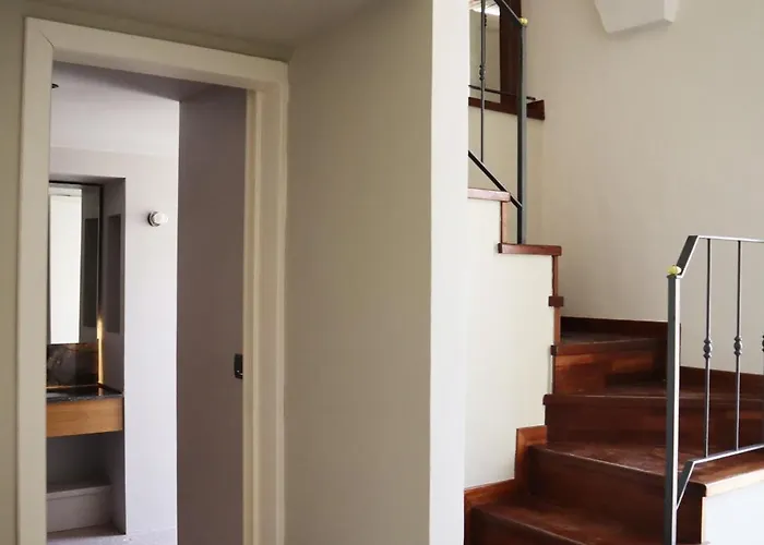 Roiss Haus Aparthotel 4*