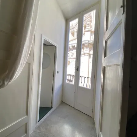 Roiss Haus Lecce