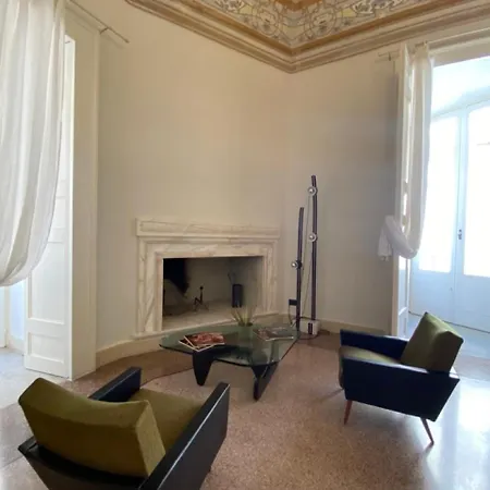 Roiss Haus 4*