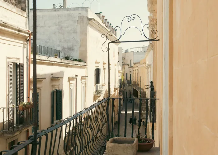 Roiss Haus Aparthotel Lecce